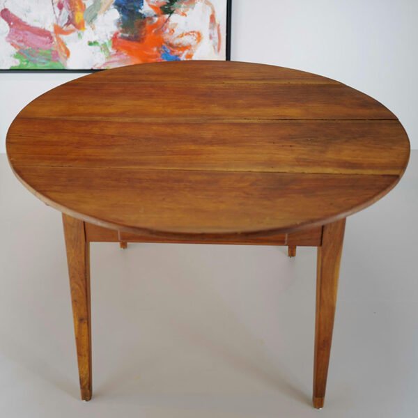 Runder Nussbaumtisch, 113 cm Durchmesser - Vintage