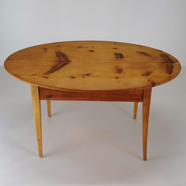 Biedermeier Tisch, oval, restauriert, 130 × 80 × 76 cm - VS77