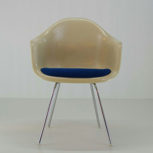 Eames Armchair DAR Fiberglas, Herman Miller - VS101